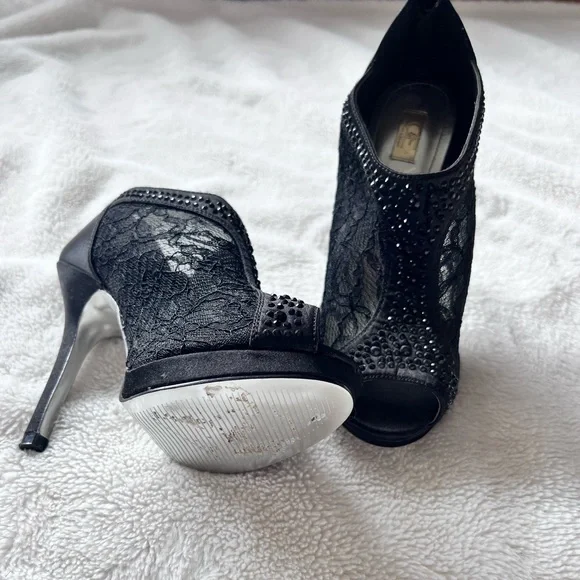 Open Toe Platform Lace Booty - Picture 4 of 6